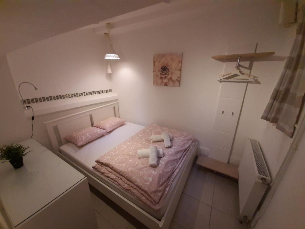 Ban Jelacic Apartment Zágráb Kültér fotó